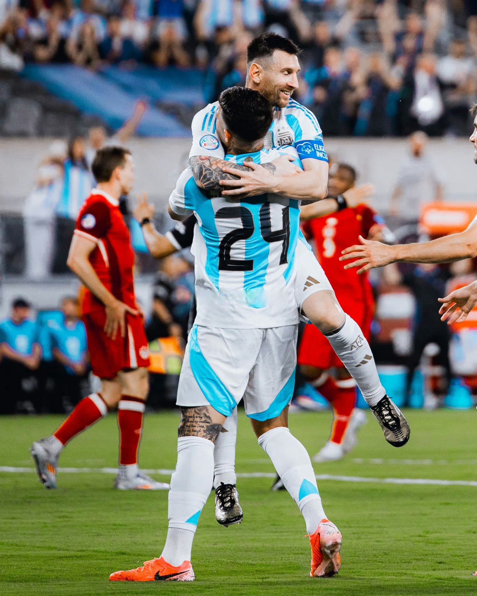 比利时逆转乌拉圭，阿尔瓦雷斯关键制胜