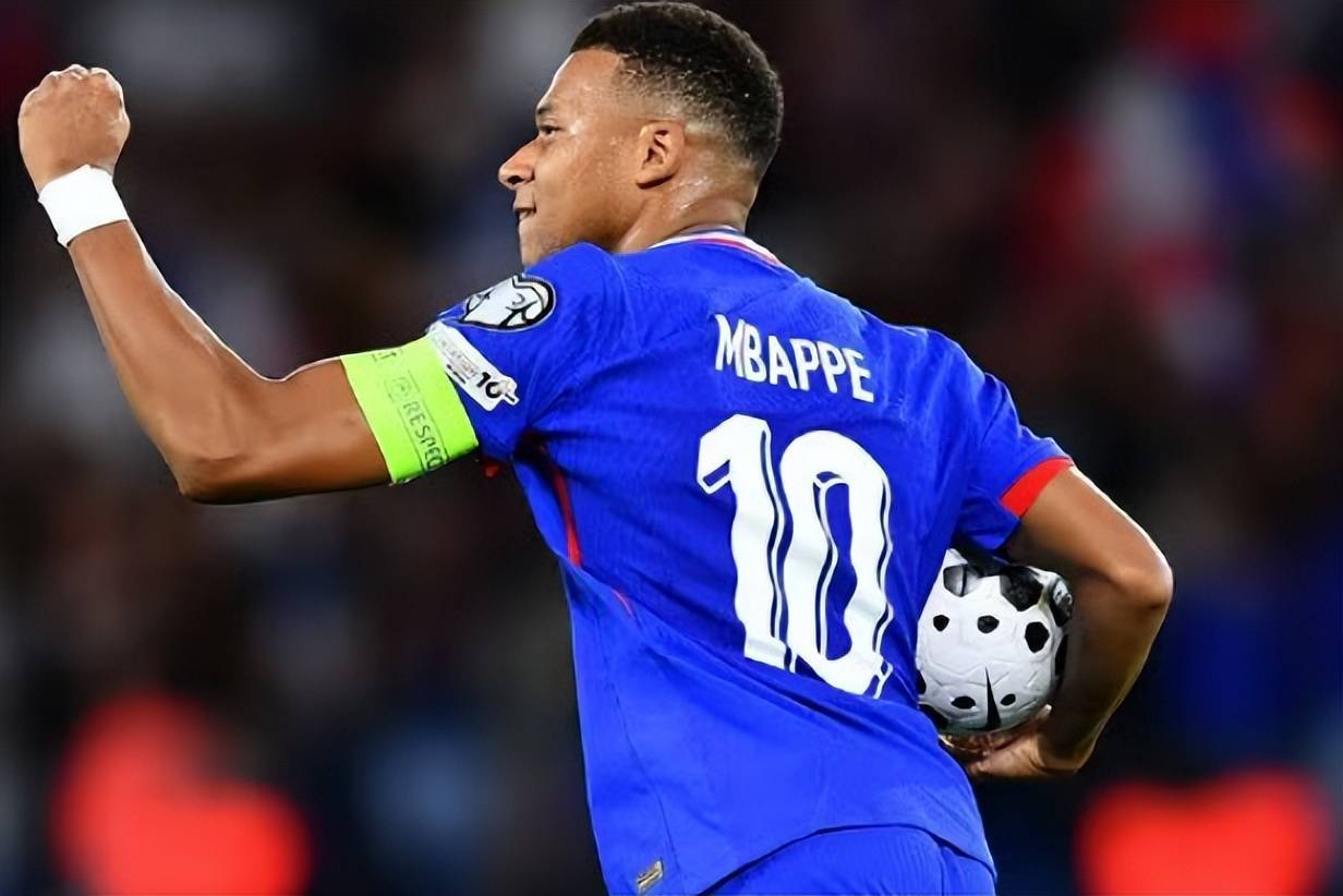 国际米兰横扫莱比锡红牛，姆巴佩关键制胜