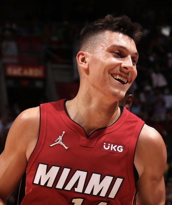 EG爆冷SHR，Upset一己之力扛起全队的简单介绍