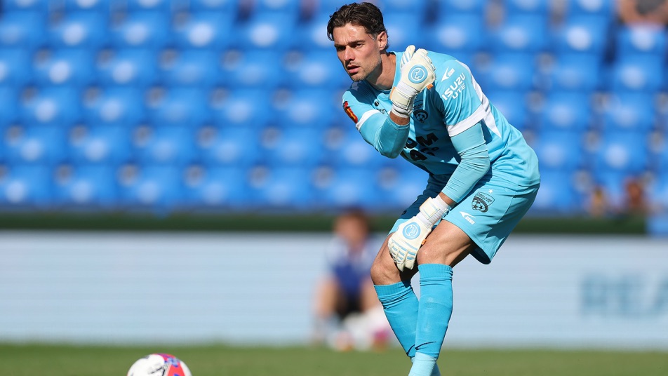 美国门将因私人原因缺席训练，球队关注其情况