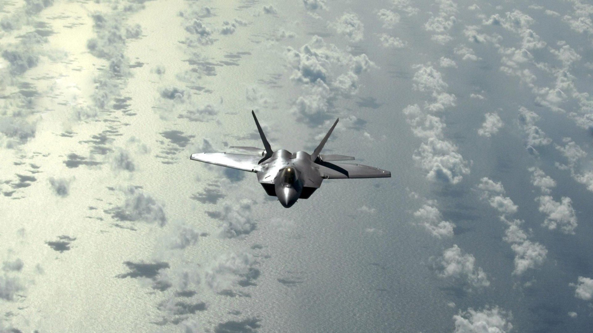 双重震撼夜,足球场的铁血碾压与羽毛球场的热火燎原