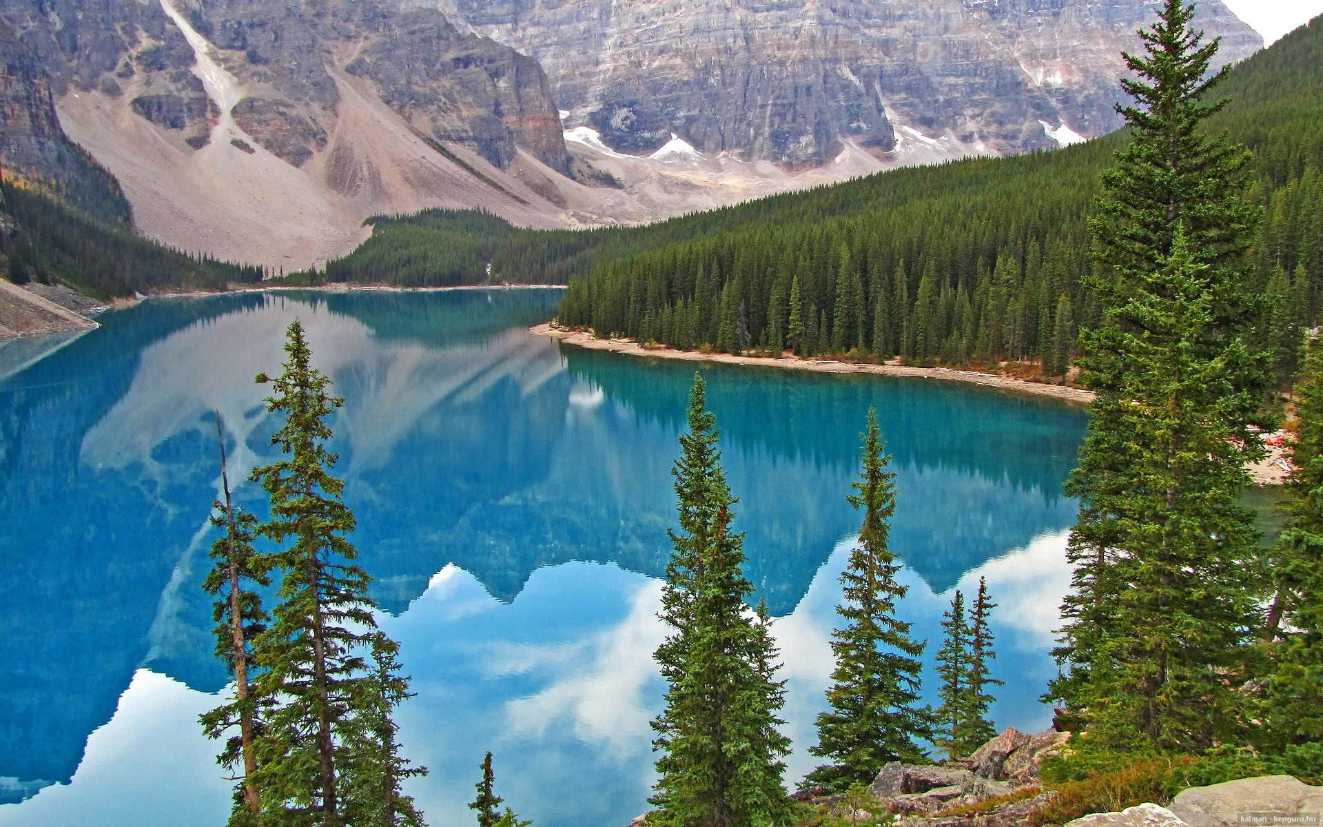 火光与棋局，佩德里点燃西班牙的夜，比利亚雷亚尔在决胜时刻带走奥地利