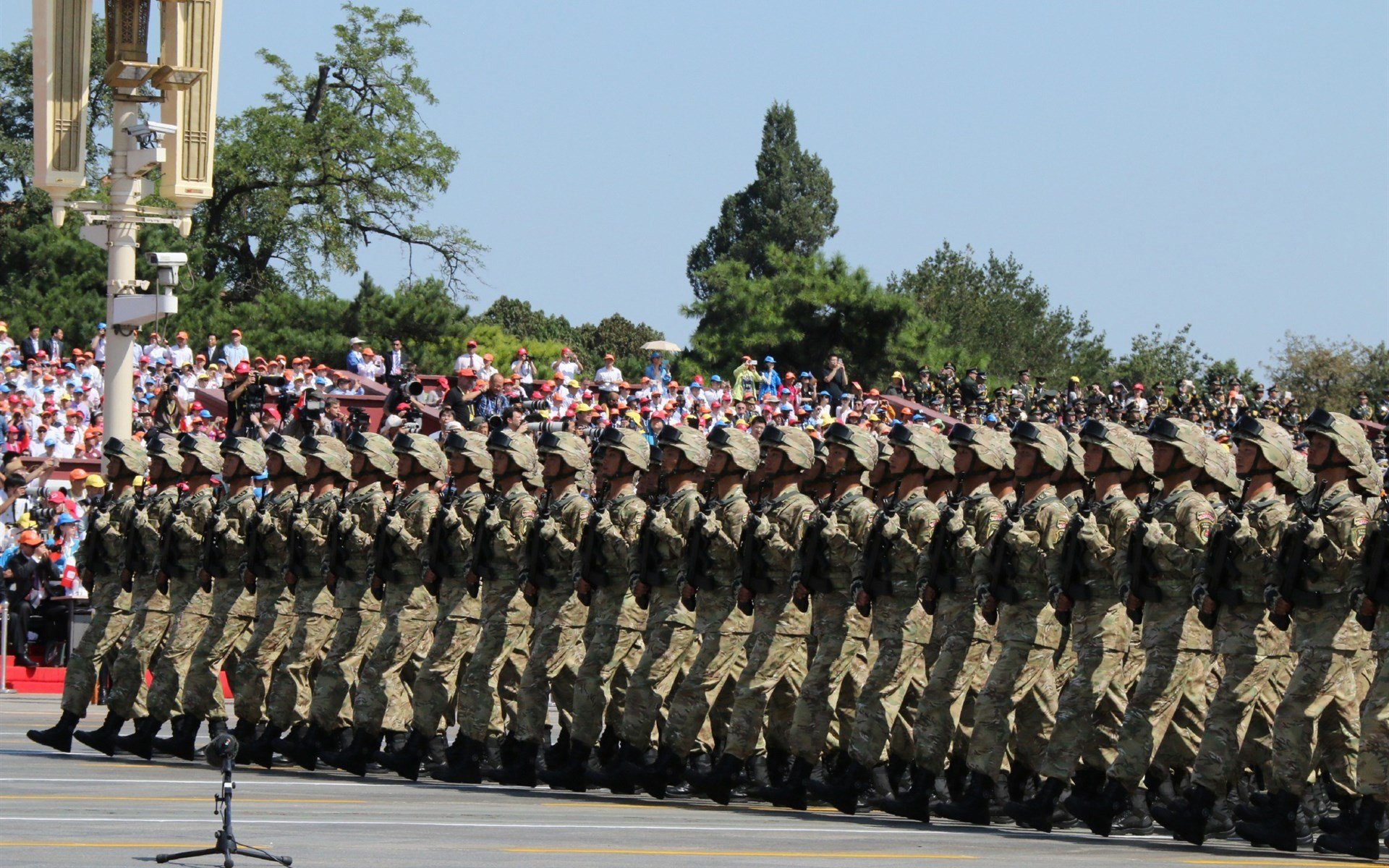 光芒之刺，格列兹曼于年度焦点之夜的连续裂变