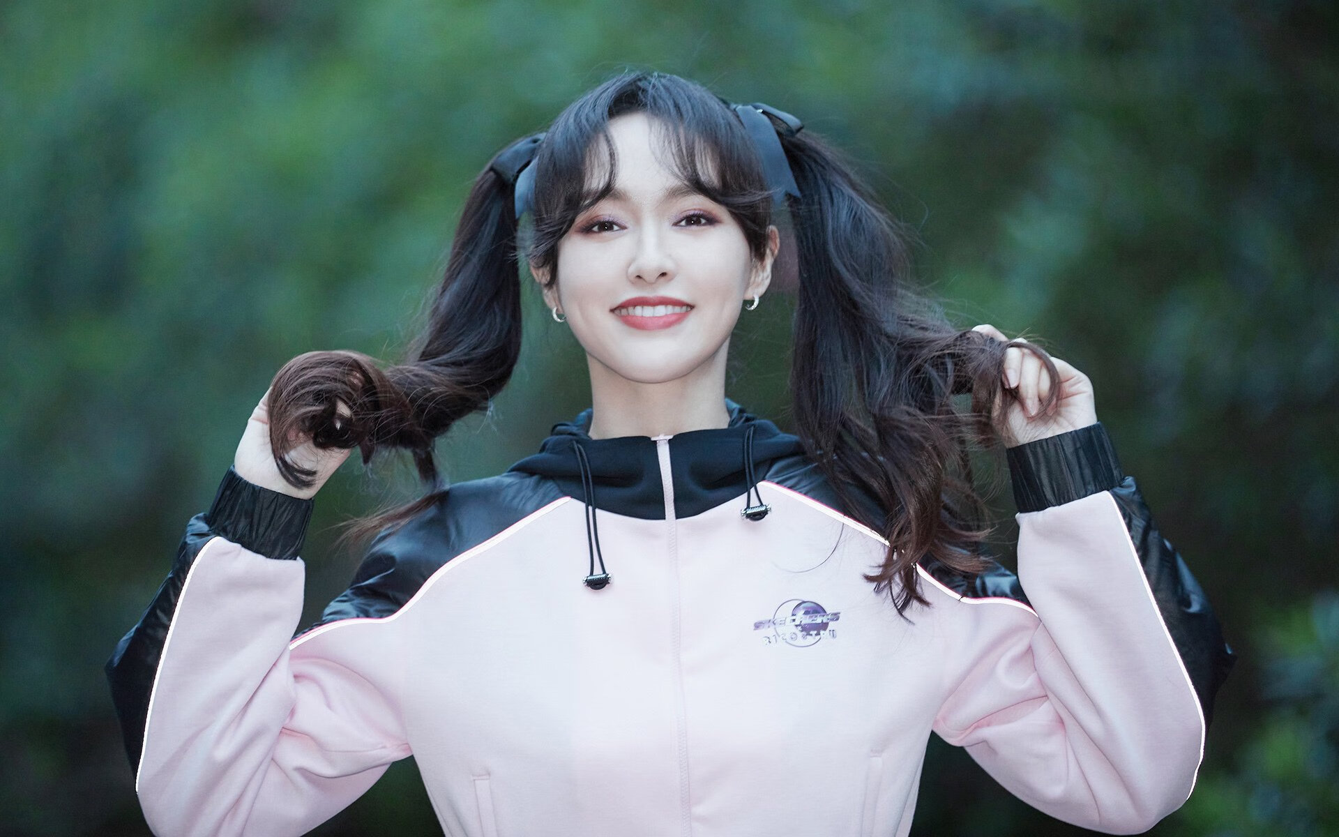 平行时空的一战,当巅峰詹姆斯披上勇士战袍