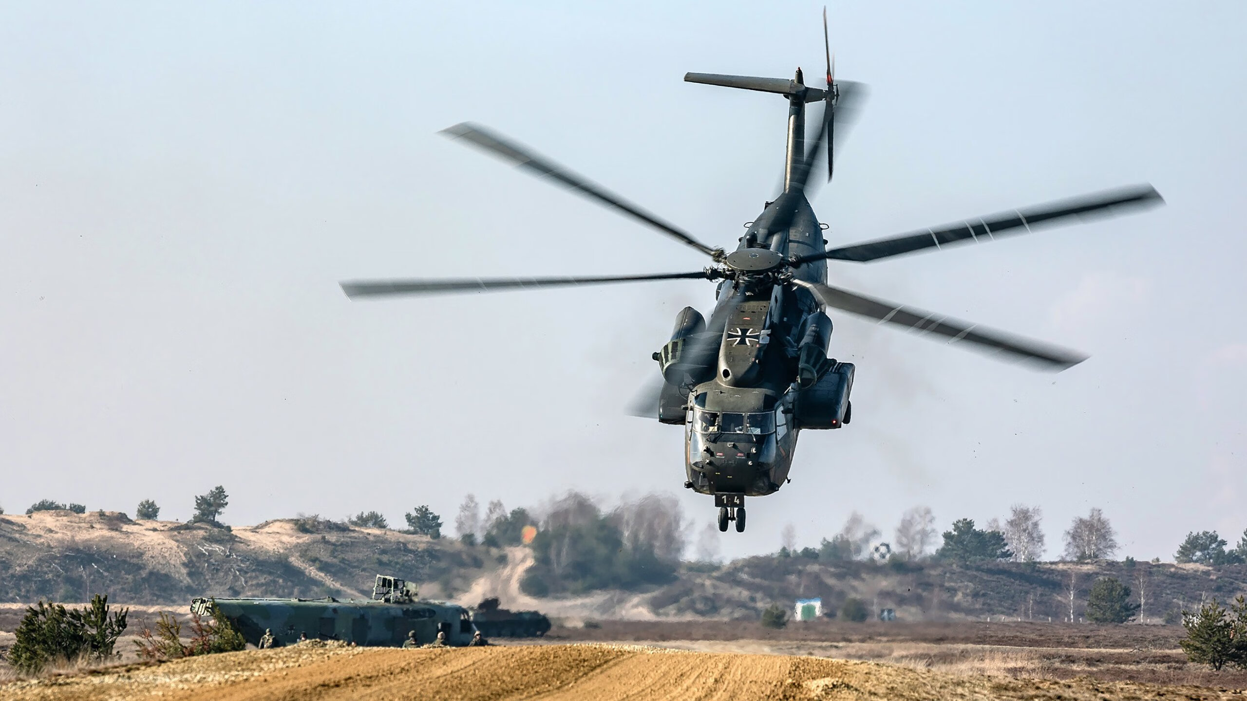 跨洲际烽火，当伊拉克铁骑碾过圣马梅斯，新王贝林厄姆加冕