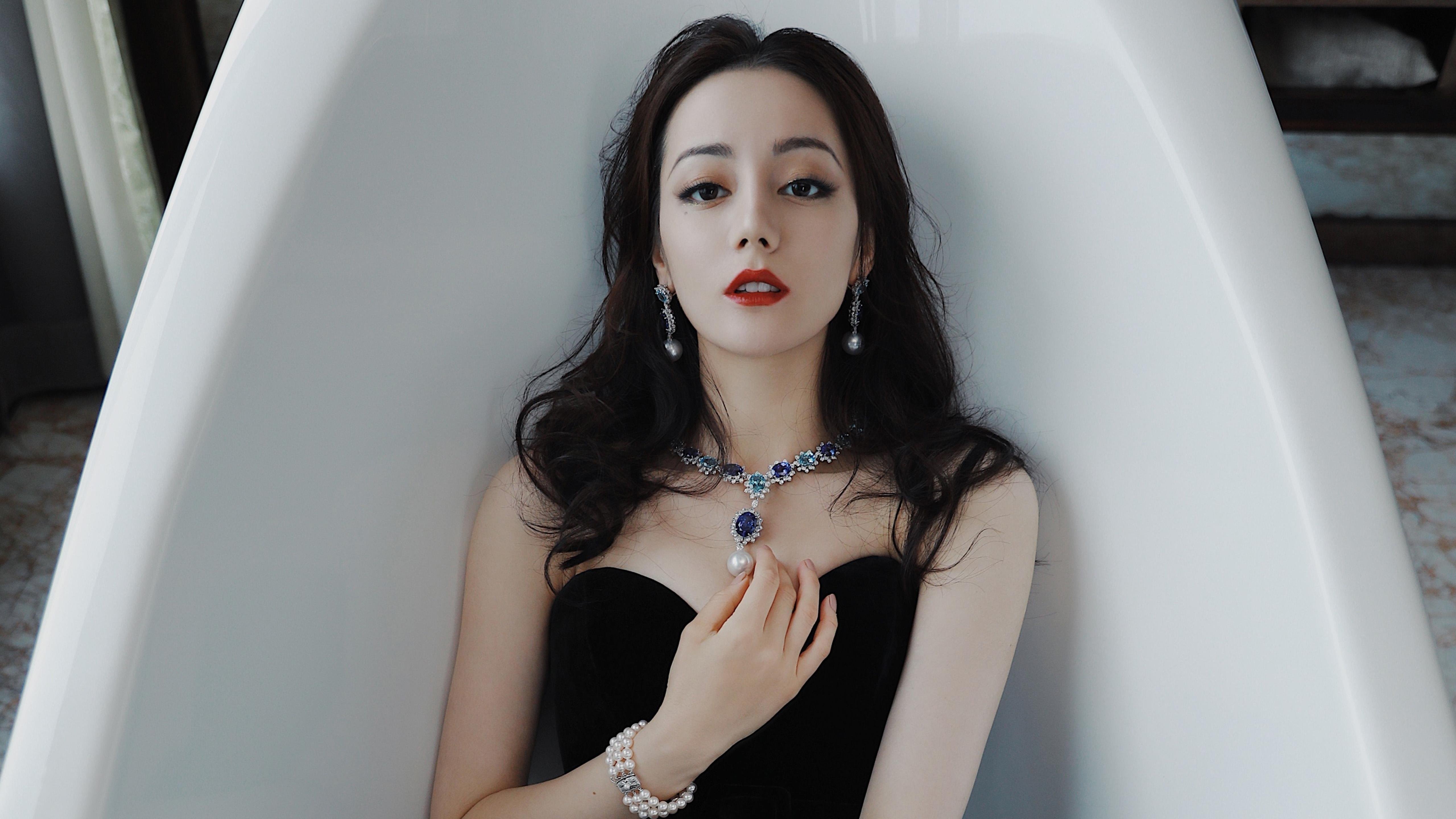 当过气控卫变身关键先生，范弗利特一锤定音背后的湖人战术完胜